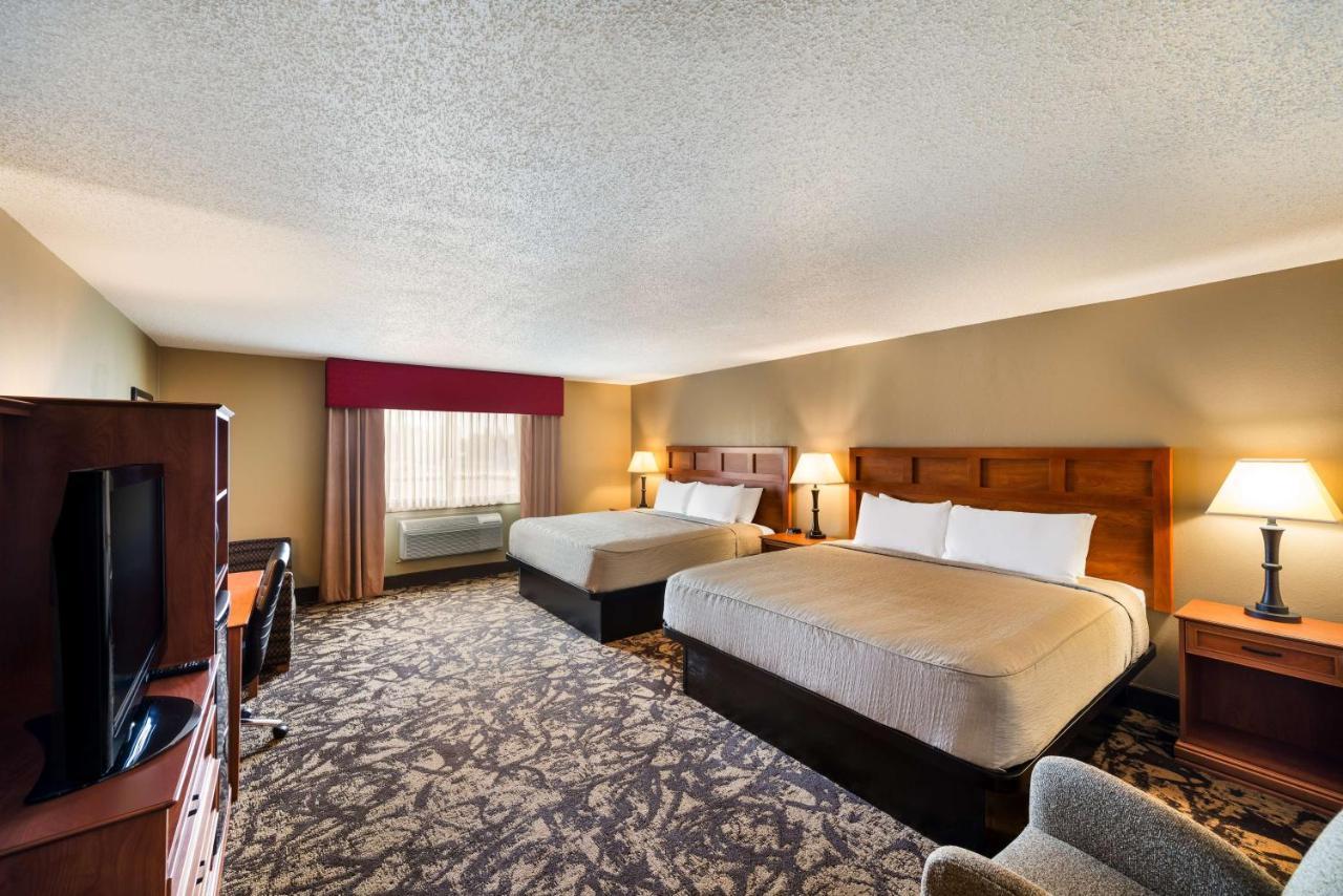Best Western Derby Inn Eagle River Bagian luar foto