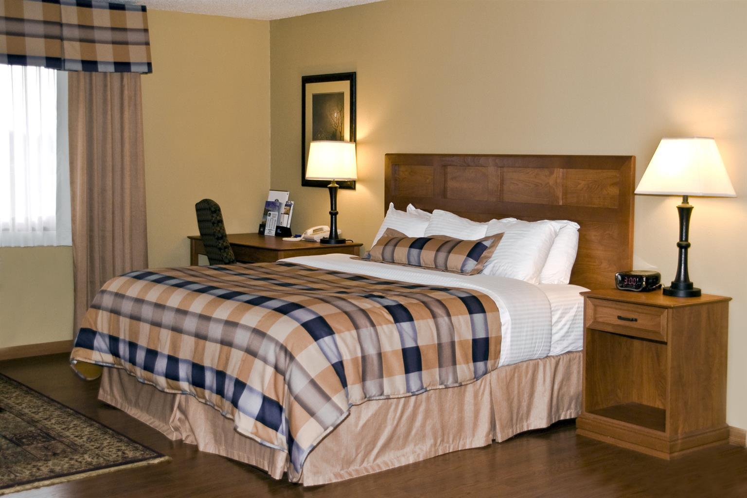 Best Western Derby Inn Eagle River Ruang foto