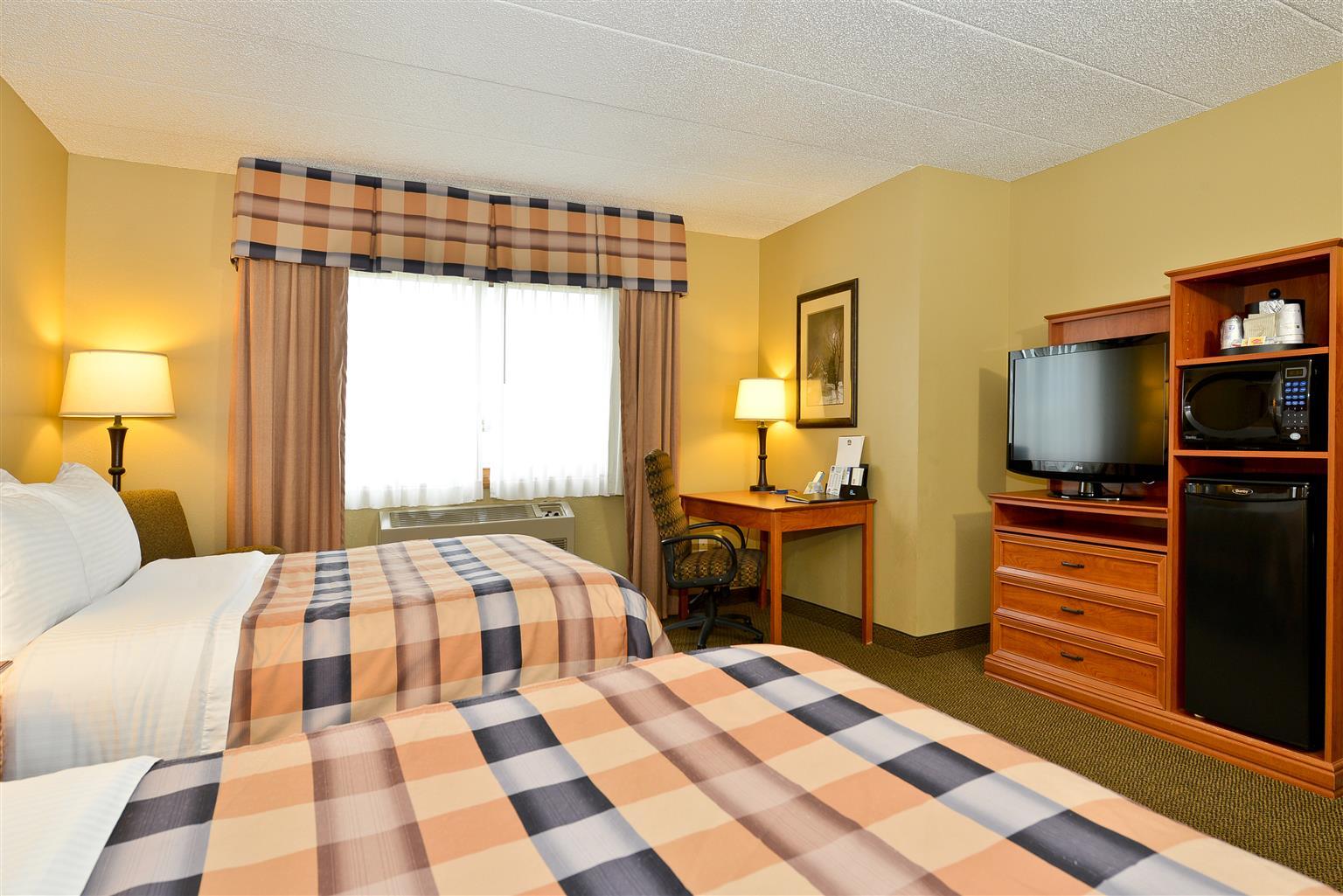 Best Western Derby Inn Eagle River Bagian luar foto