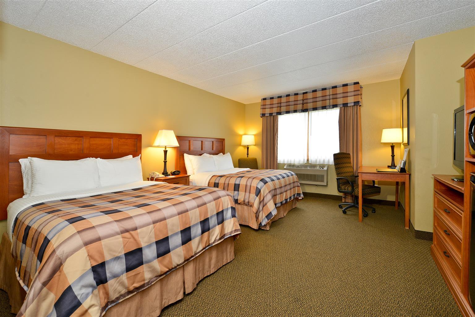 Best Western Derby Inn Eagle River Bagian luar foto