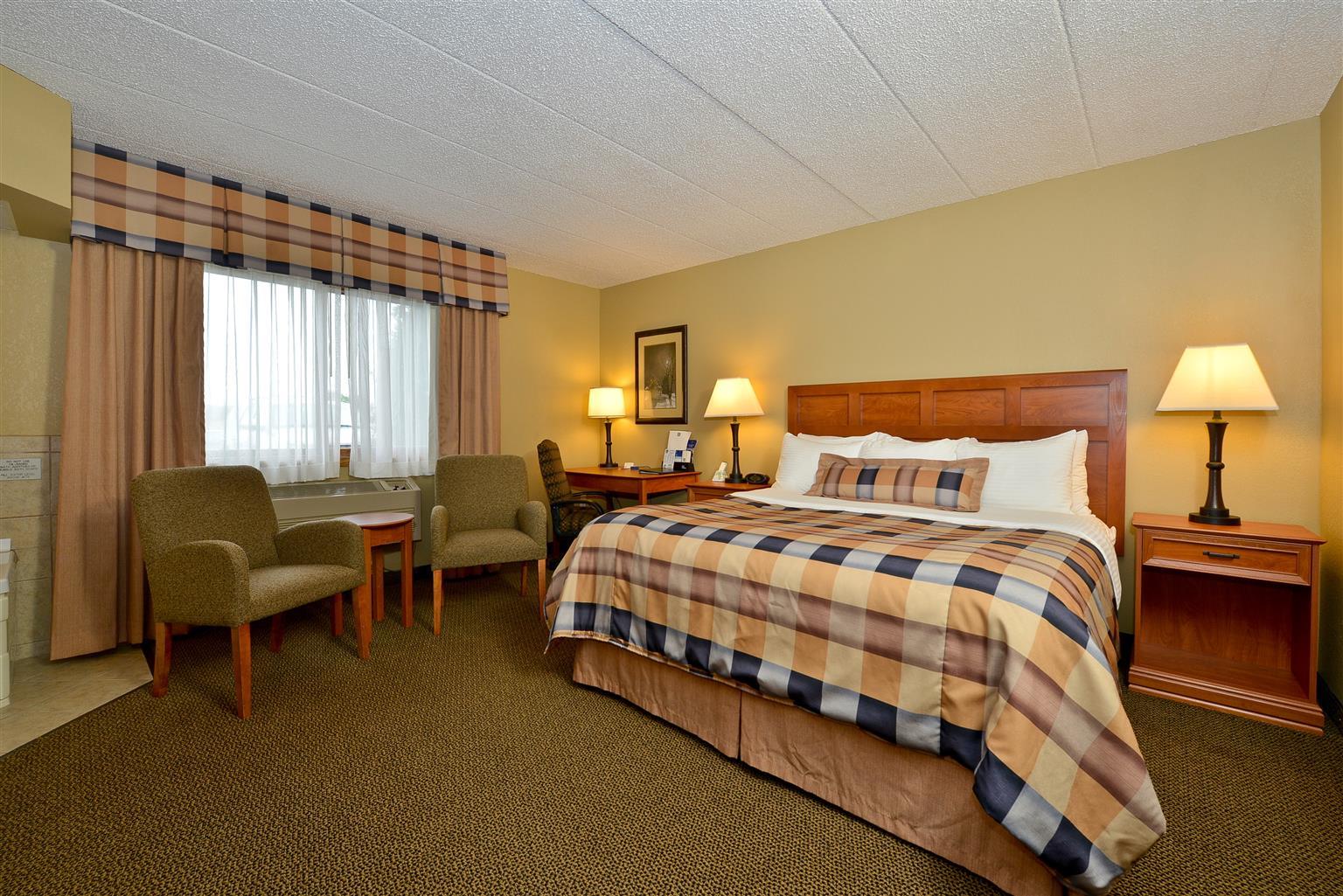 Best Western Derby Inn Eagle River Bagian luar foto